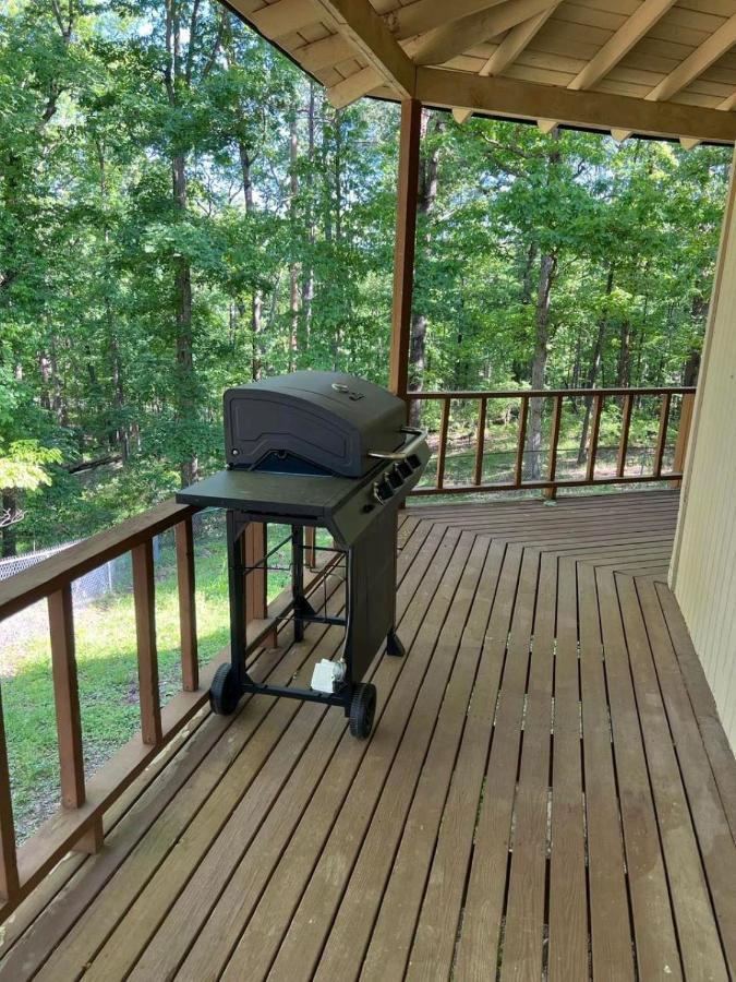 Resort Home On Half A Wooded Acres Sleeps Up To 14 Firepit For Smores Hot Springs Exterior foto